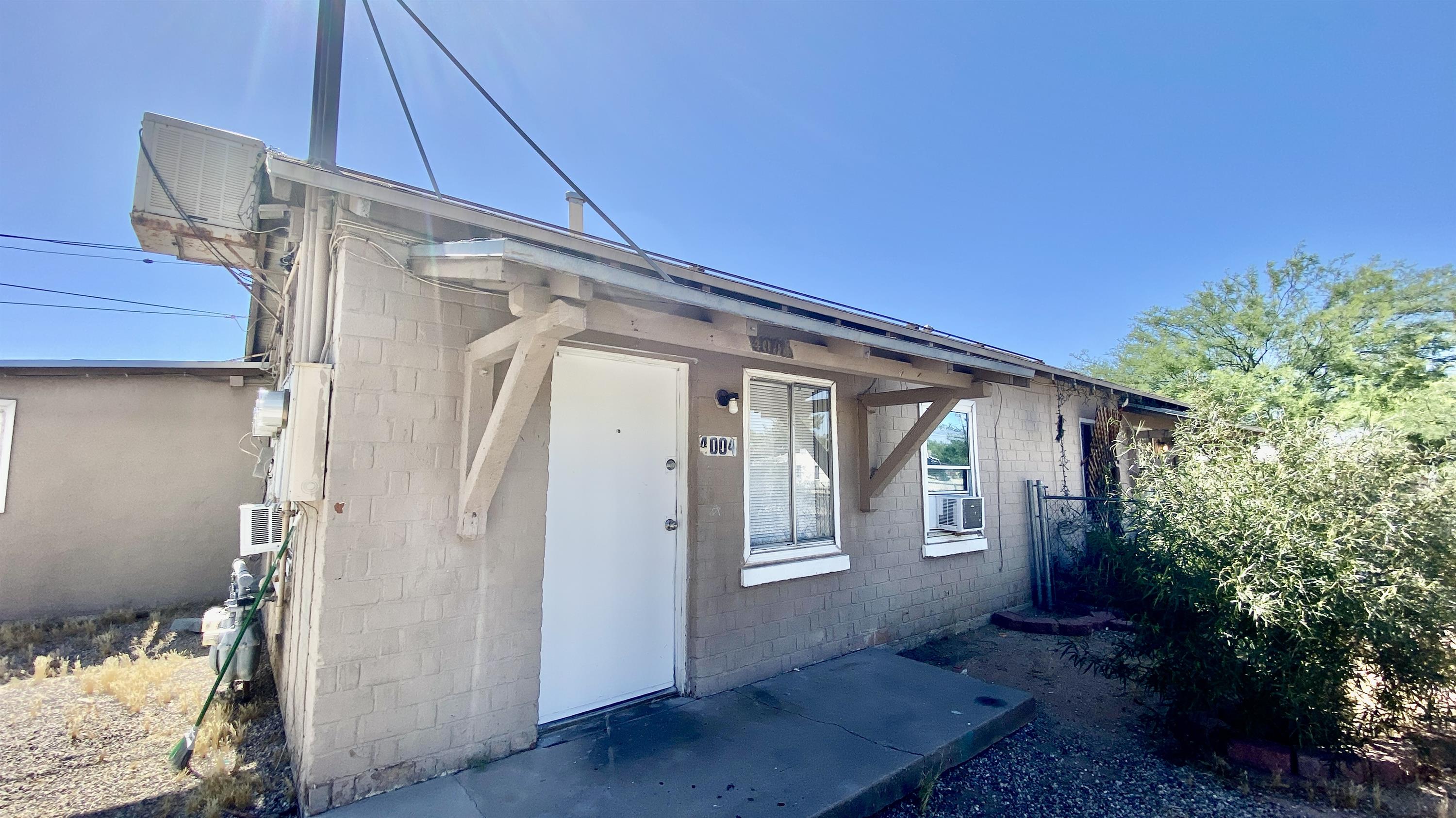 4004 South Lundy Avenue - 1