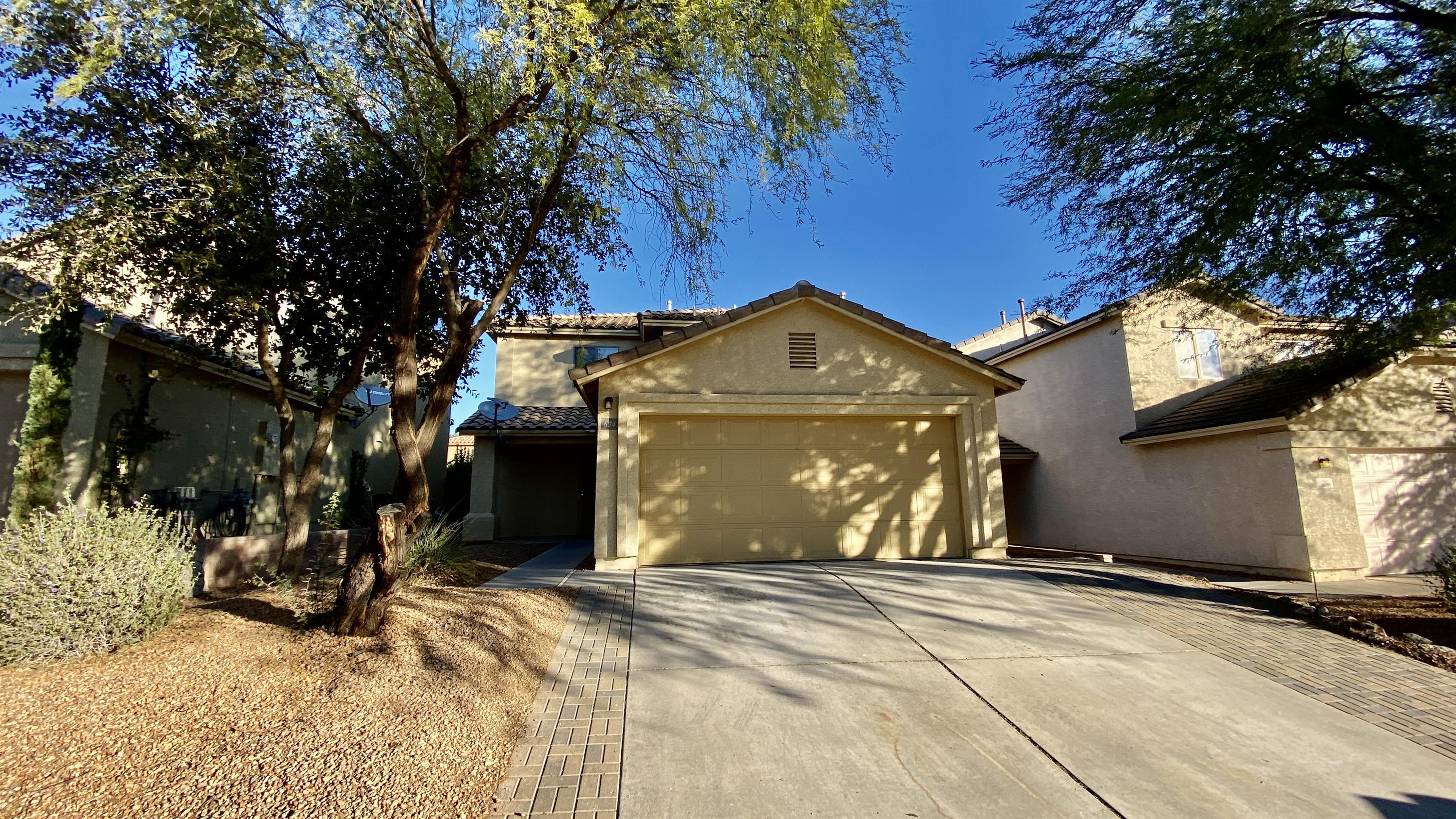 674 West Ash Ridge Drive